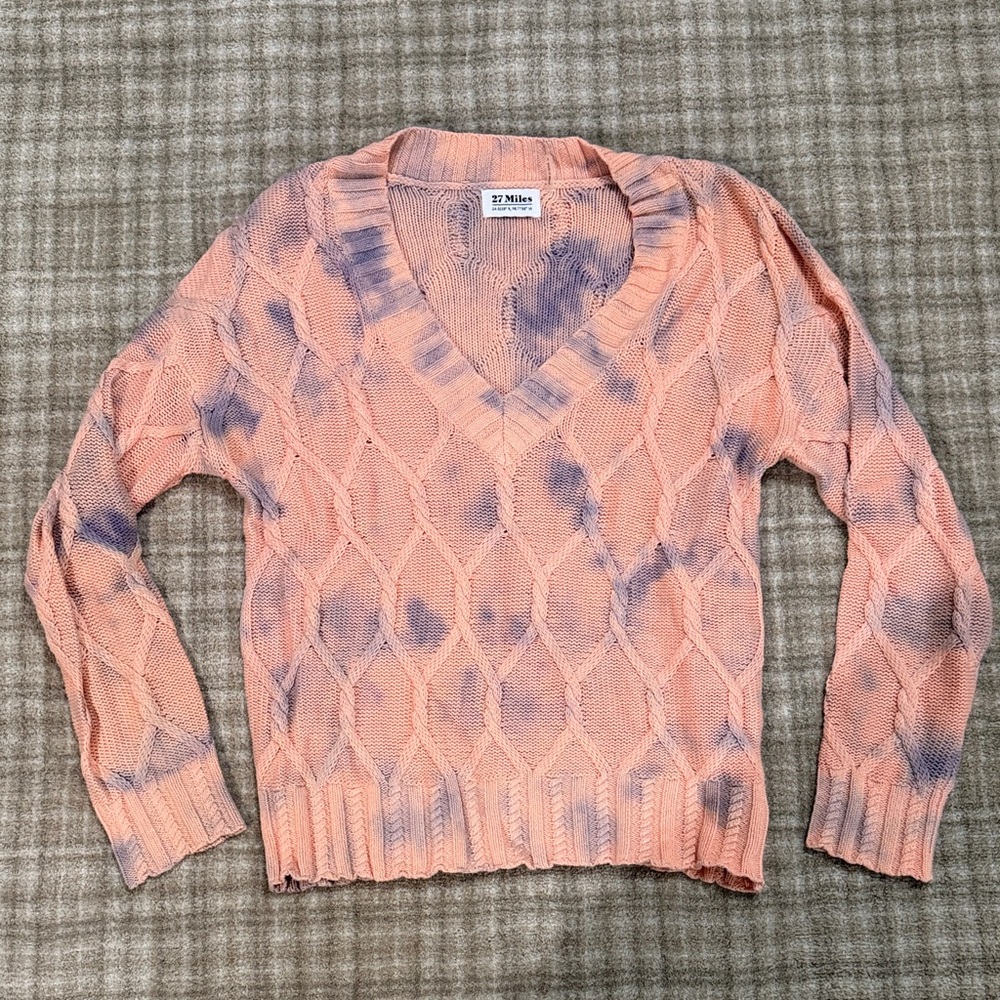 27 Miles V-Neck Sweater - Peach and Lavender